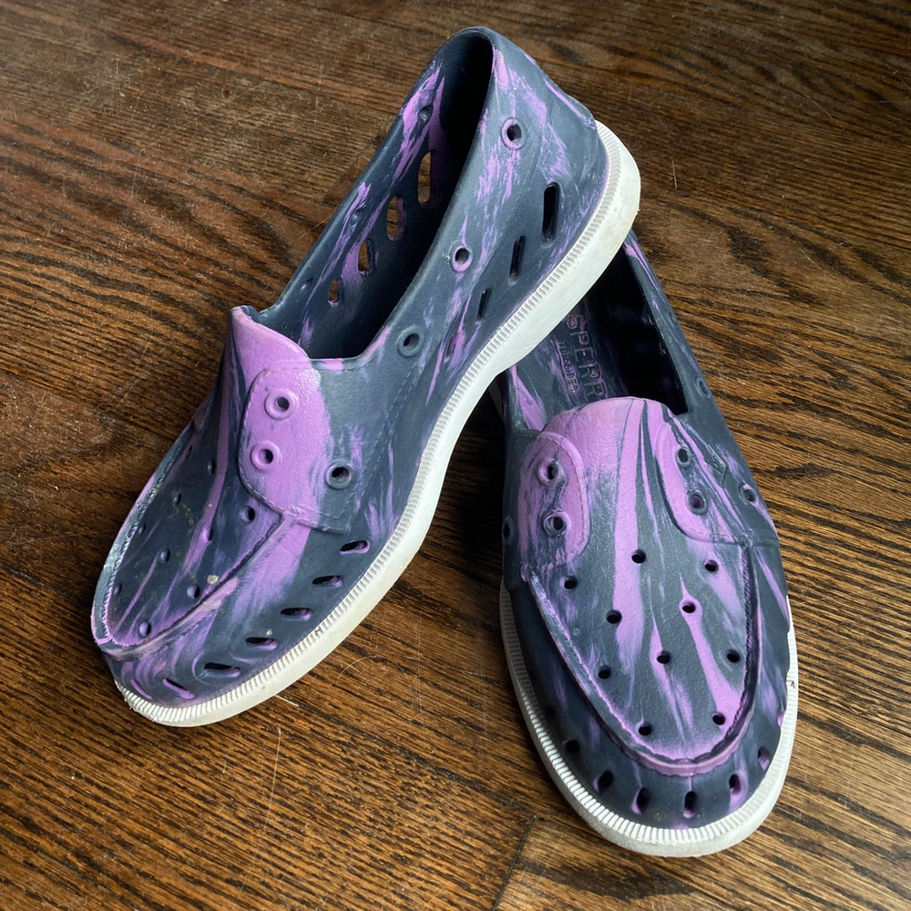 Mens/ Woman's  Sperry Top-Sider Boat Shoes Size 7 /woman' size 9 Purple & Black